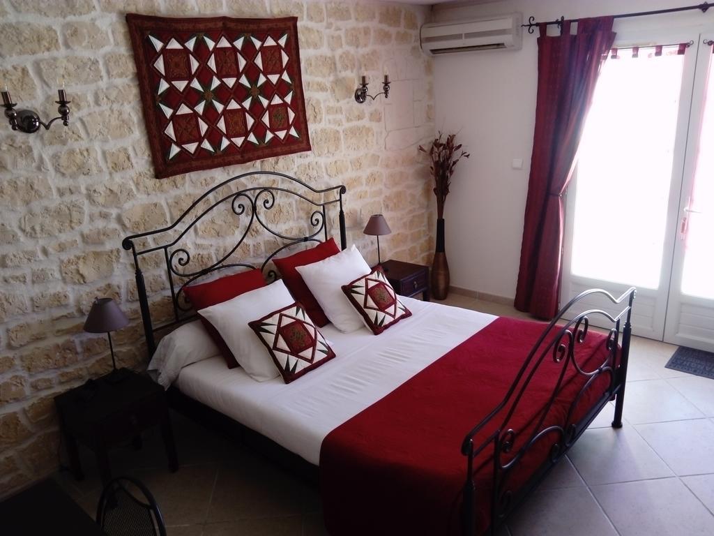 Bed & Breakfast Chez Isabelle Et Guy Trans-en-Provence